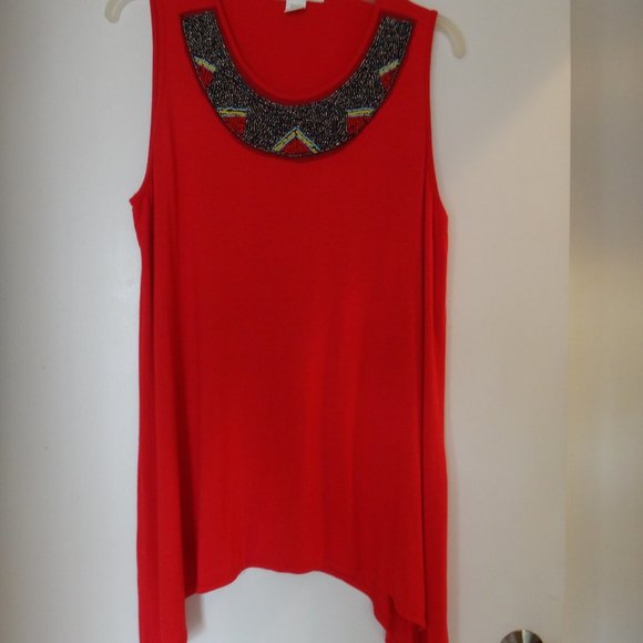 Sleeveless Stretchy Beaded Asymmetrical Hem Red Top Sz XL - Picture 5 of 9